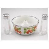 Grouped Kitchen/Diningware Lot: One Piece Ins