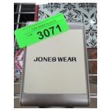 Jones Wear Wristwatch With Presentation Case