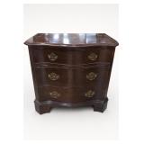 Pennsylvania House Serpentine 3-Drawer Chest