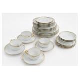 Hutschenreuther Selb Bavaria Gold Trim China Set