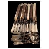 Landers Frary & Clark Mother Of Pearl Flatware Set