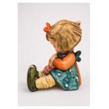 Goebel Strickliesl Happy Pastime #931 Figurine