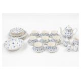 Myott Finlandia Staffordshire China Set