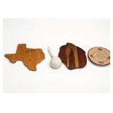 Wood Cutting Boards & Thanksgiving Plate Lot