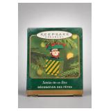 2001 Keepsake Ornament Santa-in-a-Box