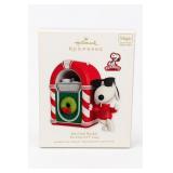 Hallmark Keepsake Joe Cool Rocks Peanuts Ornament