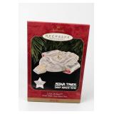 Hallmark U.S.S. Defiant Star Trek Ornament