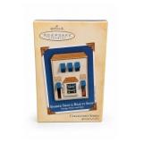 Hallmark 2004 Barber Shop & Beauty Shop Ornament