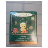 Warner Bros. Tweety Looney Tunes Keepsake Ornament