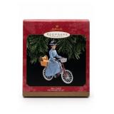 Hallmark Miss Gulch Wizard of Oz Keepsake Ornament
