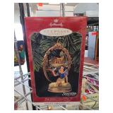 Hallmark Snow White Enchanted Memories Ornament