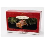 Hallmark Claus-Mobile Here Comes Santa Ornament