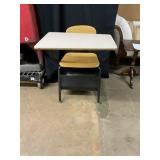 SCHOOL DESK