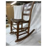 STRAIGHT BACK ROCKER