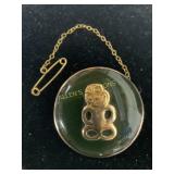 10  KT YELLOW GOLD ANTIQUE PIN WITH JADE GLOBE