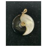 14KT Y GOLD MOTHER OF PEARL &BLACK ONYX ASIAN