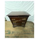 KINCAID 3 DRAWER WOODEN CHEST OF  DRAWERS