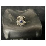 14 KT GOLD MASONIC TIE TACK WITH DIAMONDS