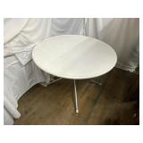 METAL TABLE