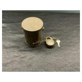 TIN CAN LOCK AND KEY