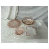 3 PINK DEPRESSION PIECES WITH 2 SERVING BOWLS