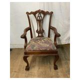 UPHOLSTERY DINNING CHAIR