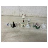 LENEX ROSE HEN ON NEST AND CATS