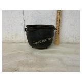 CAST IRON POT