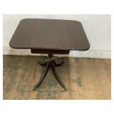 DROP LEAF TABLE