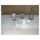 SUNKIST JUICER    WHITE HOUSE VINEGAR BOTTLE