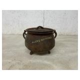 3 LEGED CAST IRON POT WITH LID