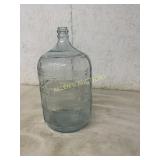 WILLIAMSBURG POTTERY LIGHT FOOT VIRGINIA GLASS JUG