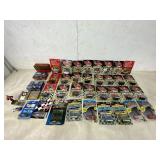 NASCARS PIT ROW TINS x41