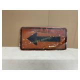 METAL DIRECTIONAL SIGN