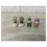 2 SETS SALT AND PEPPER SHAKERS