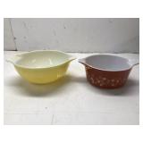 2 PYREX DISHES (YELLOW AND TRAILING FLOWERS)