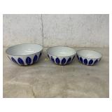 3 CATHRINEHOLM LOTUS BOWLS