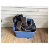 BLUE TOTE WITH BOOTS