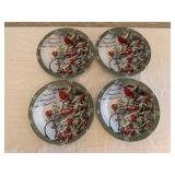 Set of 4 Christmas-Themed Decorative Plates