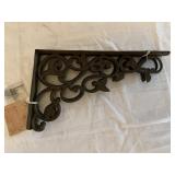 Set of Decorative Cast Iron Shelf Brackets with Le