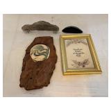 Decorative Lot with Plaque and Artwork