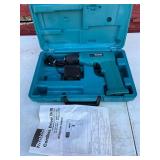 Makita Cordless Driver Drill Kit With Case and Man