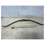 Bear Archery Grizzly Recurve Bow with One Arrow