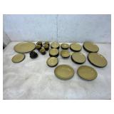 Noritake Ceramic Dinnerware Set in Beige and Brown