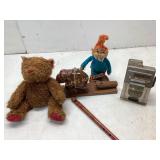 ONE ARM BANDIT BANK WOODEN ELEPHANT 2  EARLY TOYS