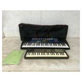 2 Casio and� Keyboards 2 Casio and� Keyboards