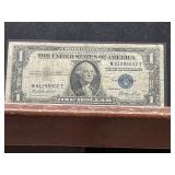 Series 1935 One Dollar Blue Seal Silver Certificat Series 1935 One Dollar Blue Seal Silver Certificat