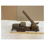 Metal Toy Truck with Artillery Cannon Metal Toy Truck with Artillery Cannon