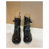 Leather Men�s Boots with Straps Leather Men�s Boots with Straps