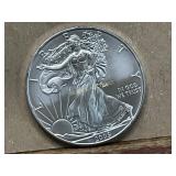 2009 UNCIRCULATED Walking Liberty Silver Dollar